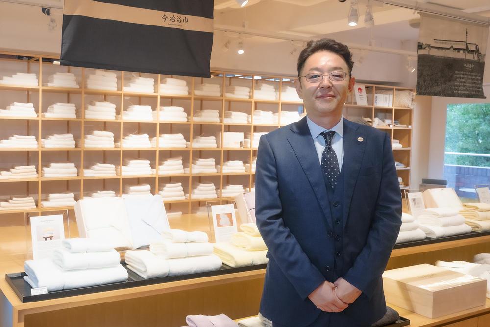 今治タオルメーカーポップアップ｜第20回 丸栄タオル 「ふれて感じるここちよさ、最上級の一枚で至福のひと時を」